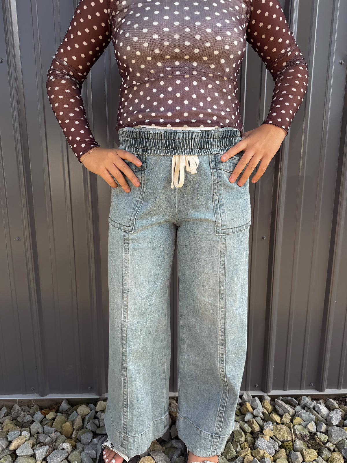 WIDE LEG ELASTIC WAIST PANTS