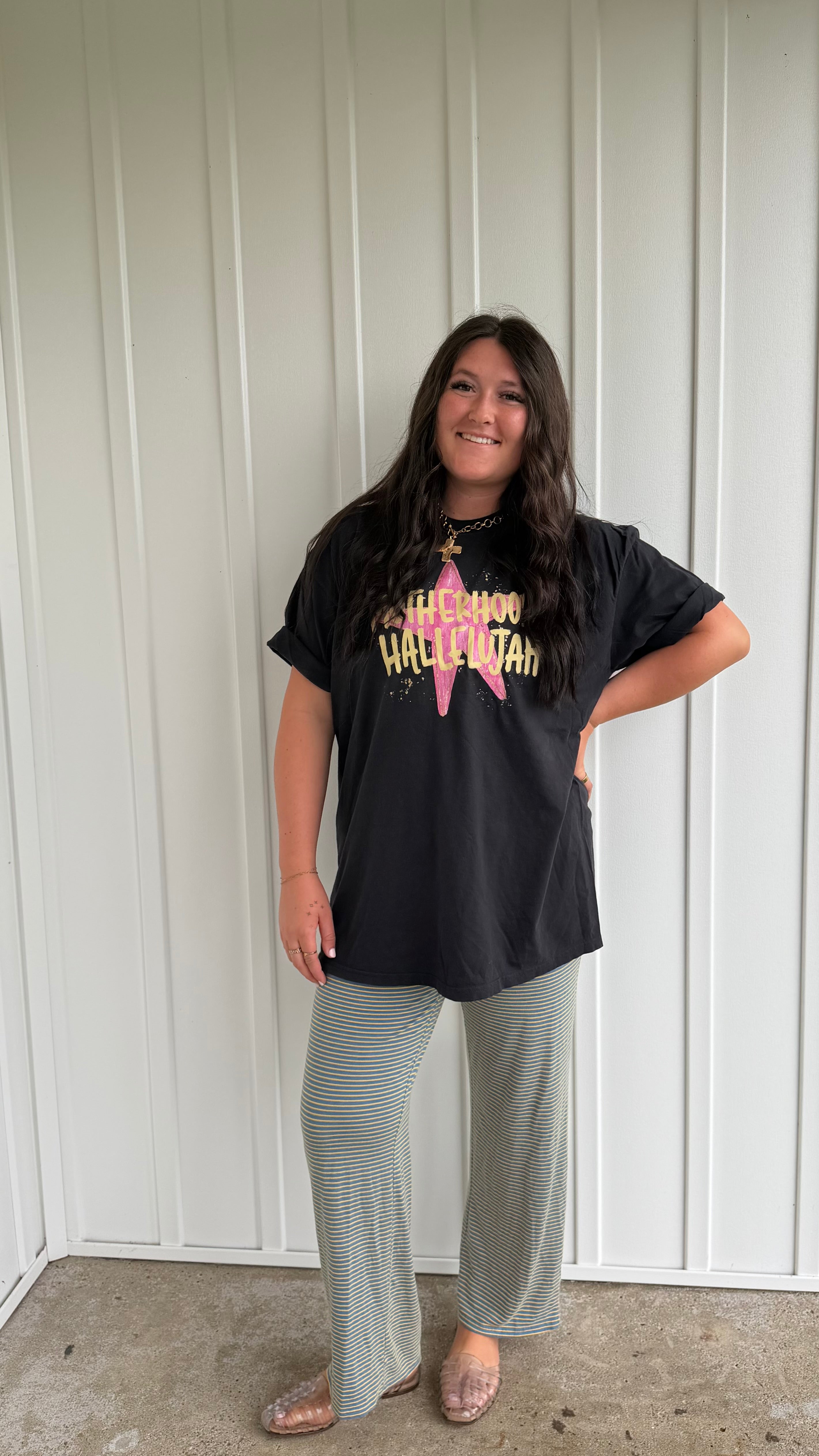 Motherhood, Hallelujah Tee